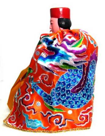  平繡一柑龍衣